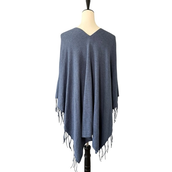 Chico’s Lace-Up Fringe Poncho In Navy. - Picture 3 of 8
